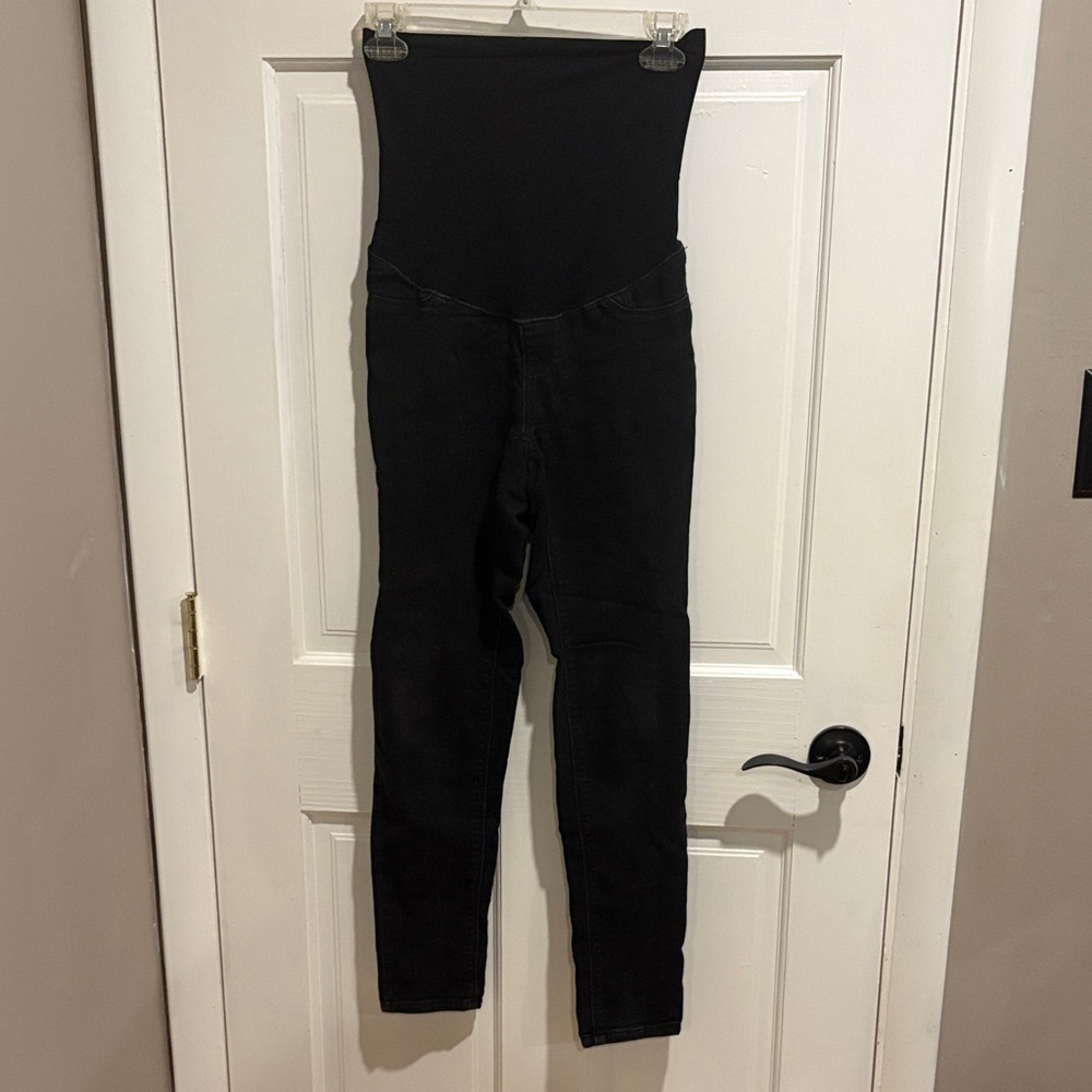 1822 Over Belly Maternity Black Jeggings